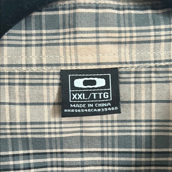 Oakley Brown and Black Casual Button Down Shirt - Picture 3 of 4